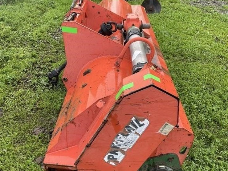 (offsite)-rears-12'-3-pt-offset-pto-chopper-image-3