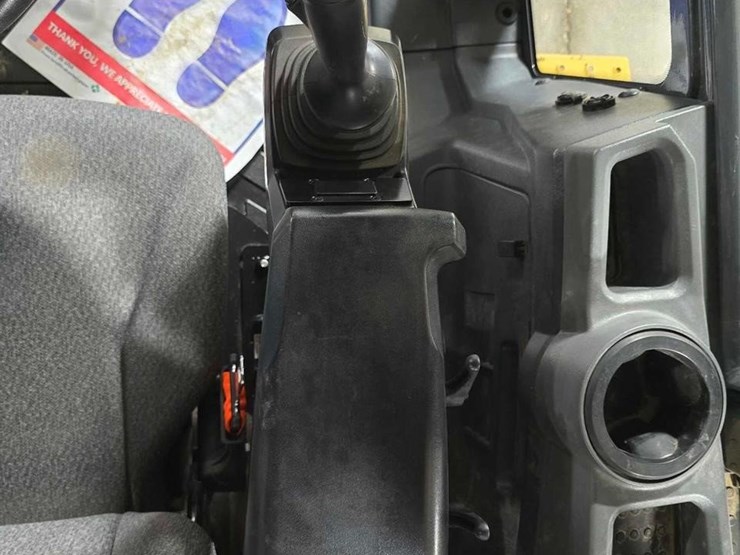 2022-deere-444-p-tier-image-18