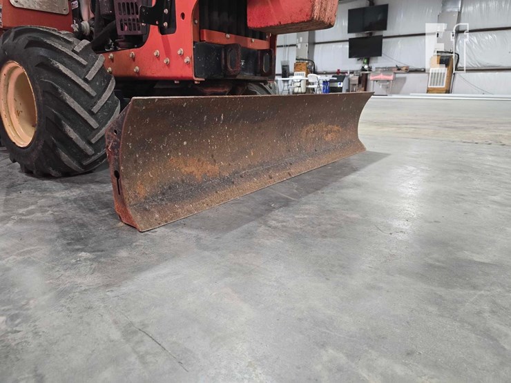 2015-ditch-witch-rt40-image-18