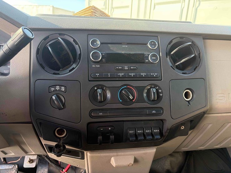 2010-ford-f350-image-13