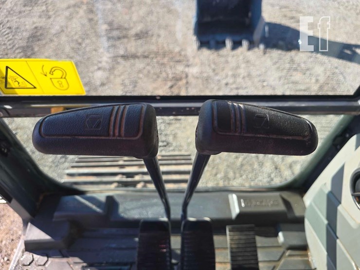 2022-xcmg-xe210u-image-14