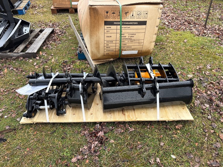 #3011-•-2025-unused-giyi-qty-(8)-excavator-attachment-image-1