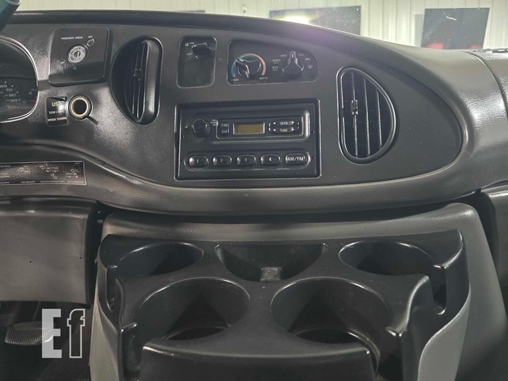 2006-ford-e350-sd-image-24