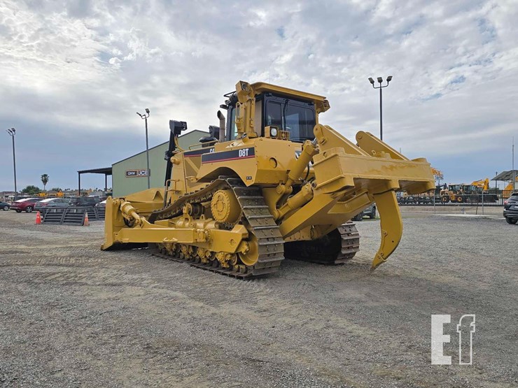 2006-caterpillar-d8t-image-4