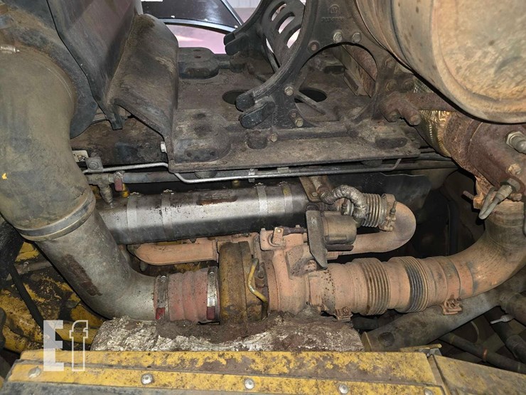 2012-caterpillar-972k-image-30