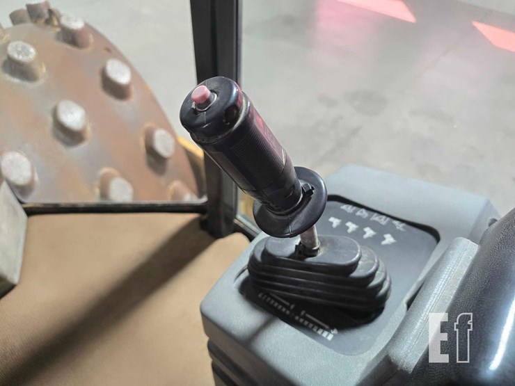 2008-caterpillar-cs56-image-20