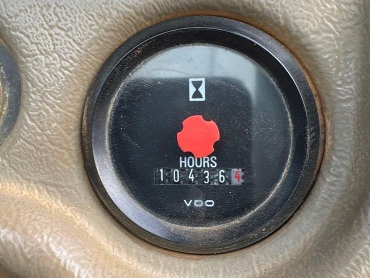 2011-volvo-l60f-image-20