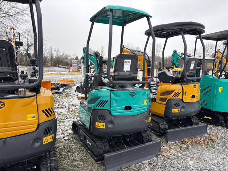 #2006-•-unused-qk16r-mini-excavator-image-4