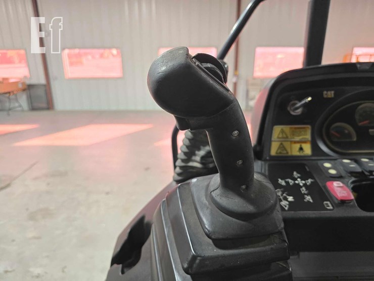 2011-caterpillar-420e-it-image-22