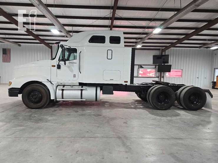 2005-international-9400-image-5