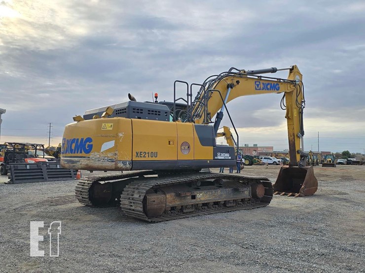 2022-xcmg-xe210u-image-3
