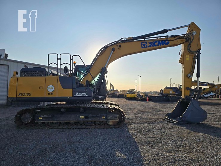 2022-xcmg-xe210u-image-6
