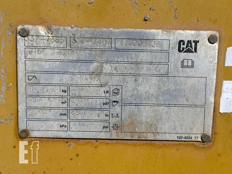 2017-caterpillar-415f2-image-14