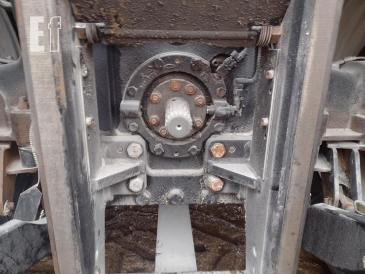 jcb-fastrac-8250-image-24