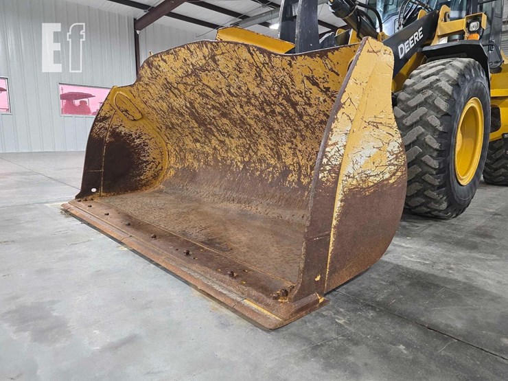 2022-deere-444-p-tier-image-9