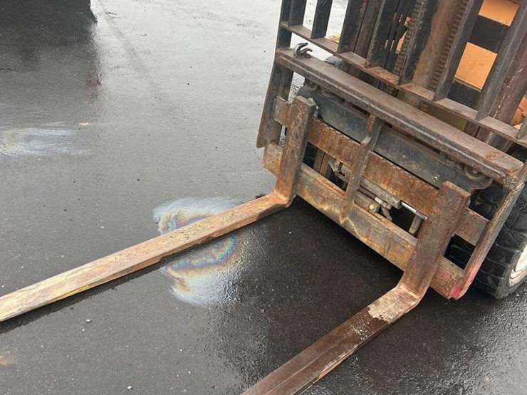 hyster-diesel-forklift-1192-image-7