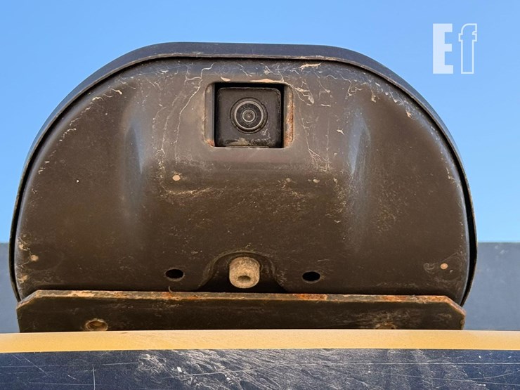 2015-deere-470g-lc-image-8