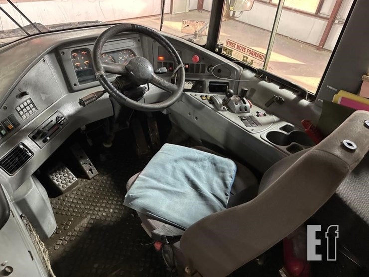 2008-volvo-a25e-image-10