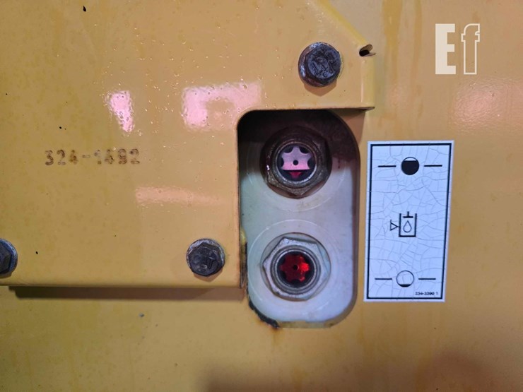 2013-caterpillar-cs44-image-13