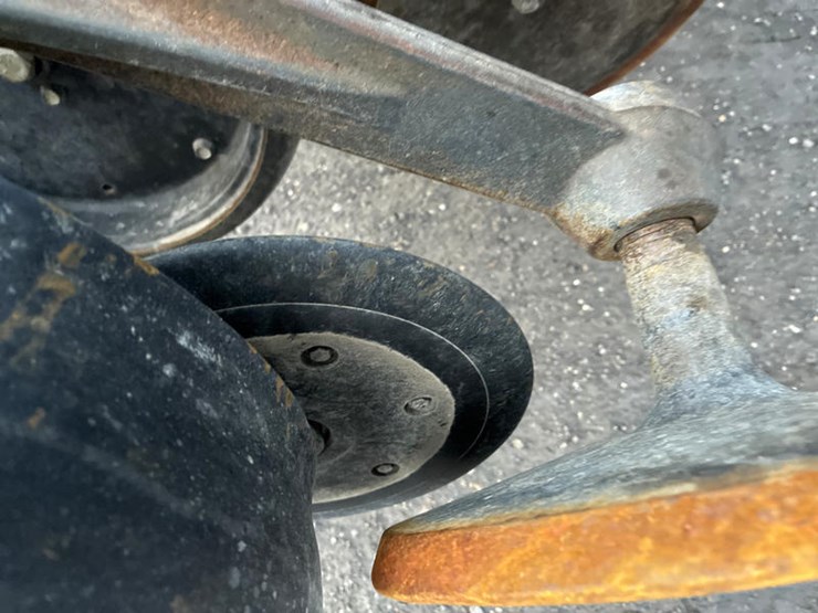 john-deere-1590-image-15