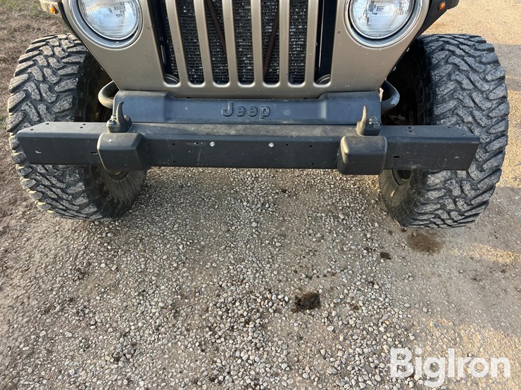 2003-jeep-wrangler-image-11