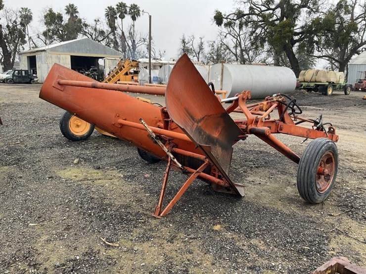 yonkers-johnson-300a-pull-v-ditcher-image-3