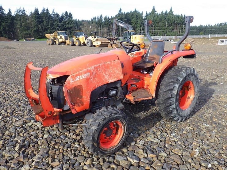 kubota-l2501-image-1