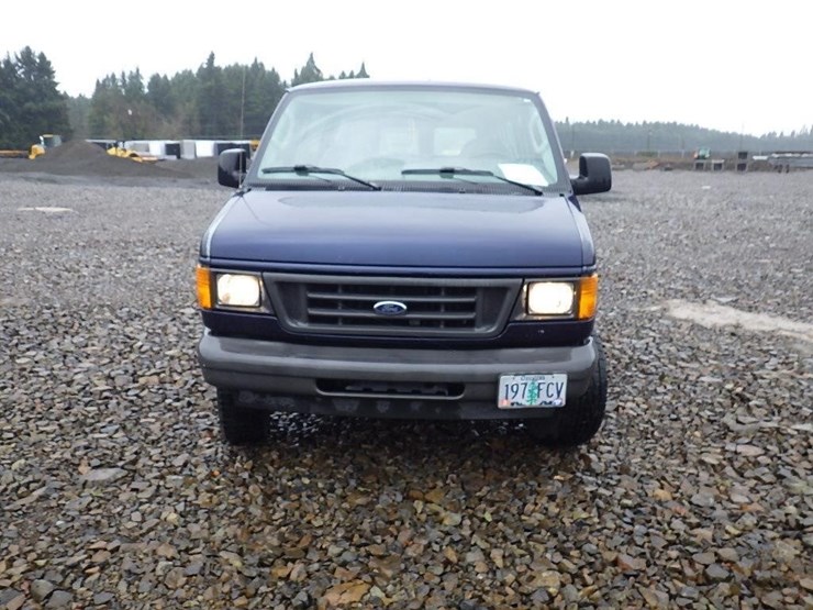 2003-ford-e350-image-2