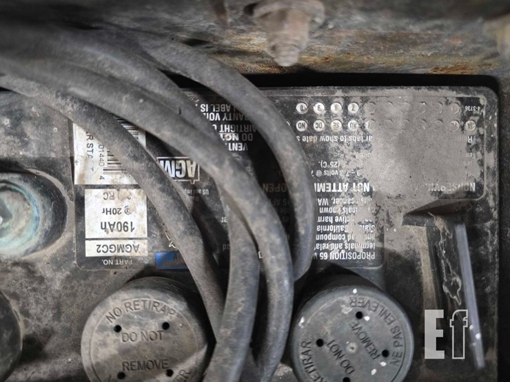 2009-yale-mpb040e-image-18