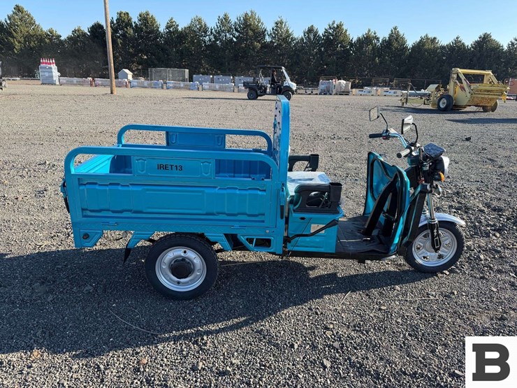 2025-ir-iret13-electric-tricycle-image-6