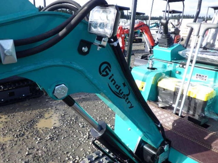 2026-cfg-h15r-hydraulic-excavator-image-8