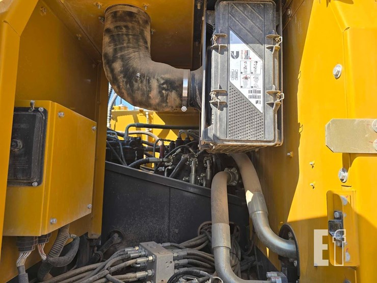 2022-xcmg-xe210u-image-28