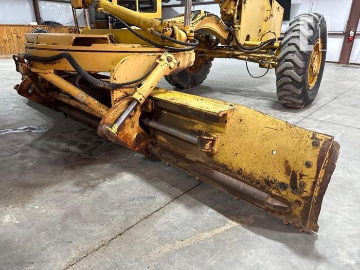 2000-komatsu-gd650aw-2cy-image-12