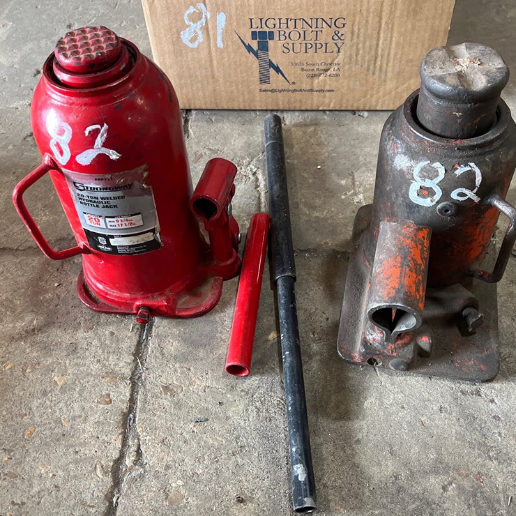 #82 • 2 BOTTLE JACKS