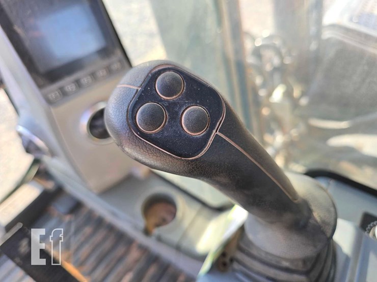 2022-xcmg-xe210u-image-16