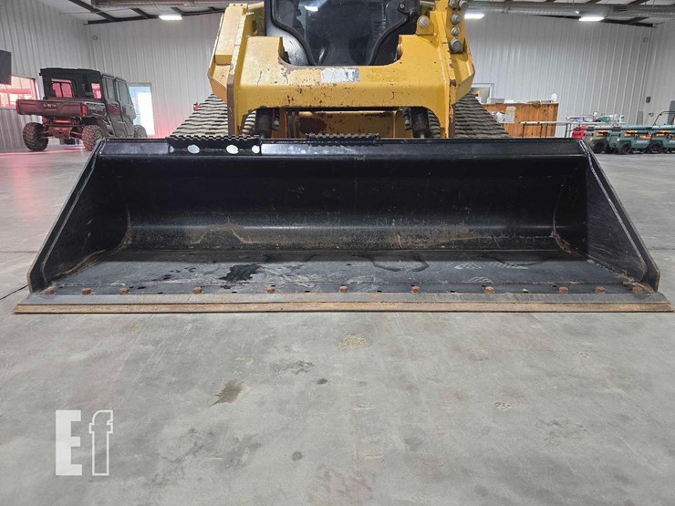 2015-caterpillar-299d-xhp-image-11