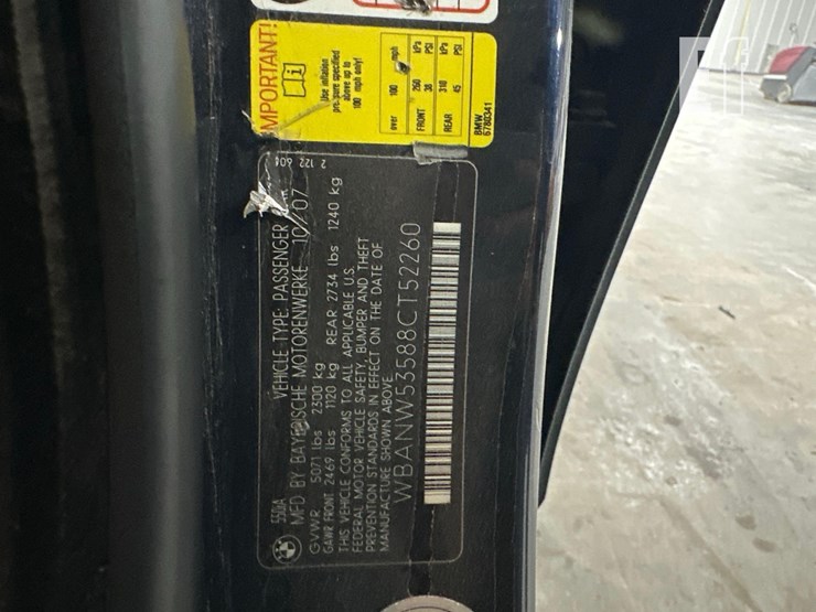 2008-bmw-550i-image-24