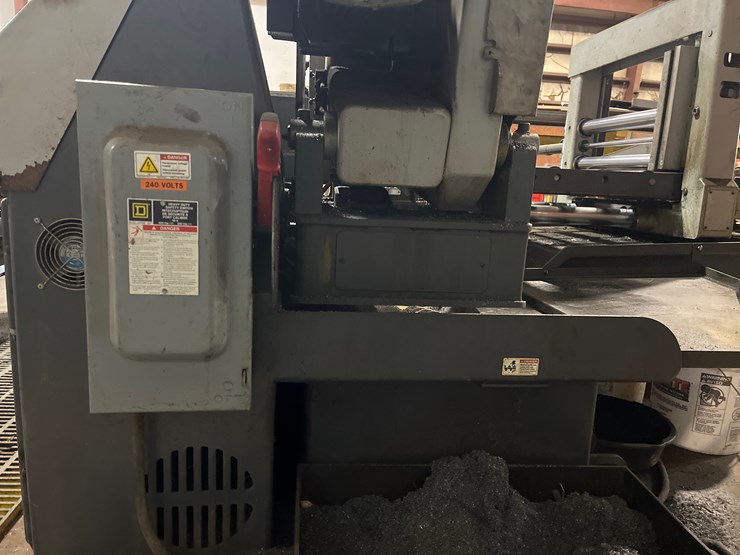 #10-•-hydmech-m20a-heavy-duty-metal-cutting-bandsaw-image-12