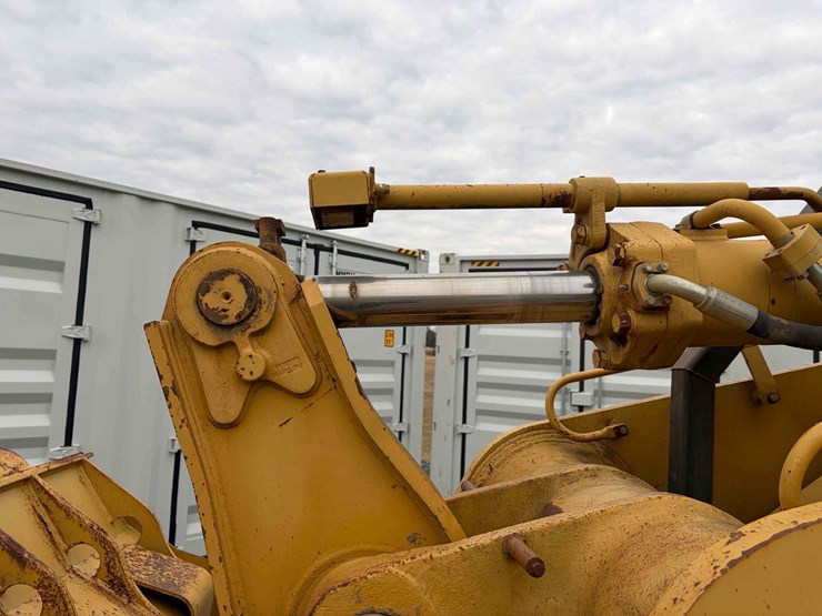 2004-caterpillar-963c-image-5