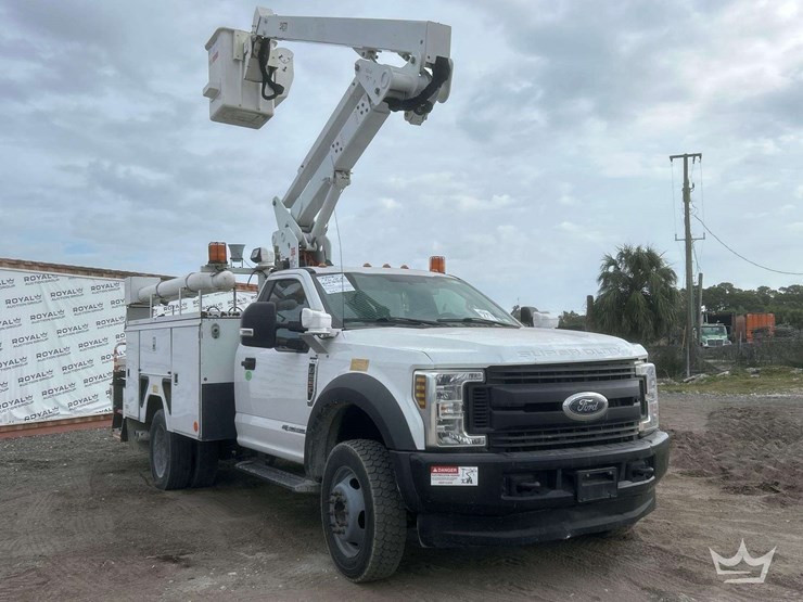 2019-ford-f550-image-2