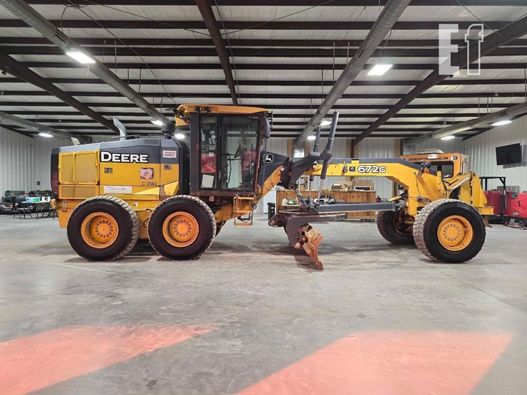 2015-deere-672g-image-6