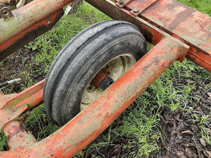 (offsite)-yonkers-johnson-600-2-shank-pull-ripper-image-8