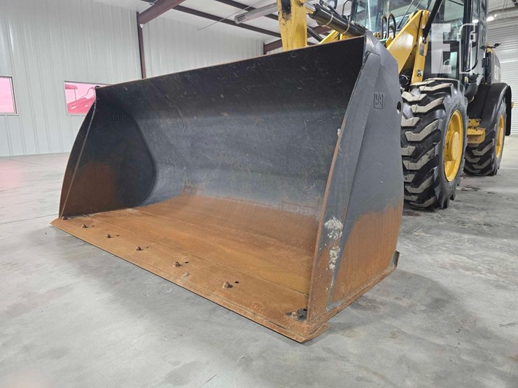 2018-caterpillar-906m-image-9