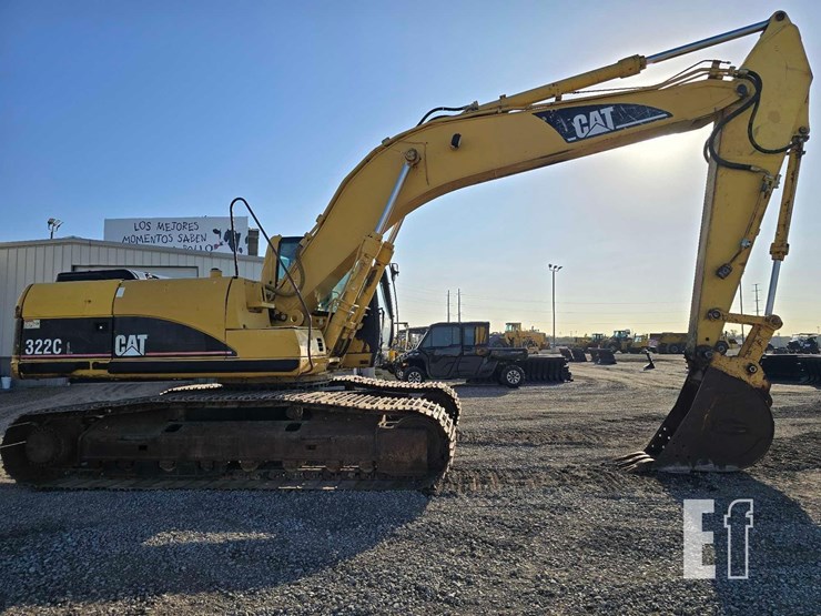 2005-caterpillar-322c-image-9