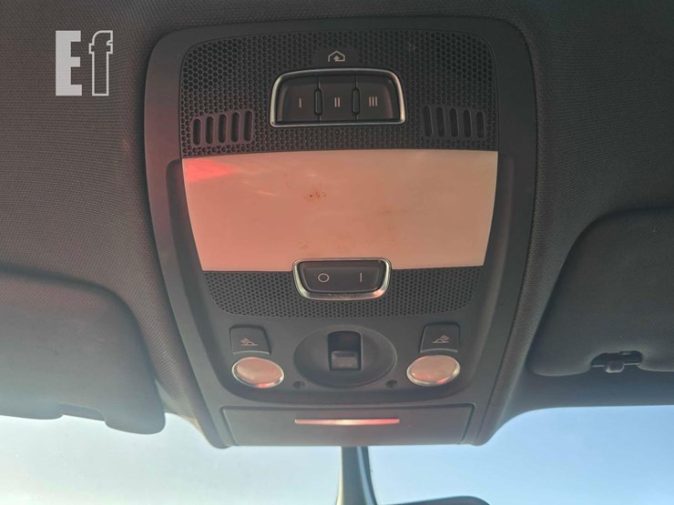 2010-audi-s5-image-13