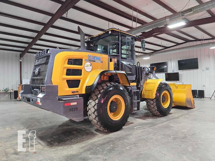 2022-xcmg-xc938u-image-3