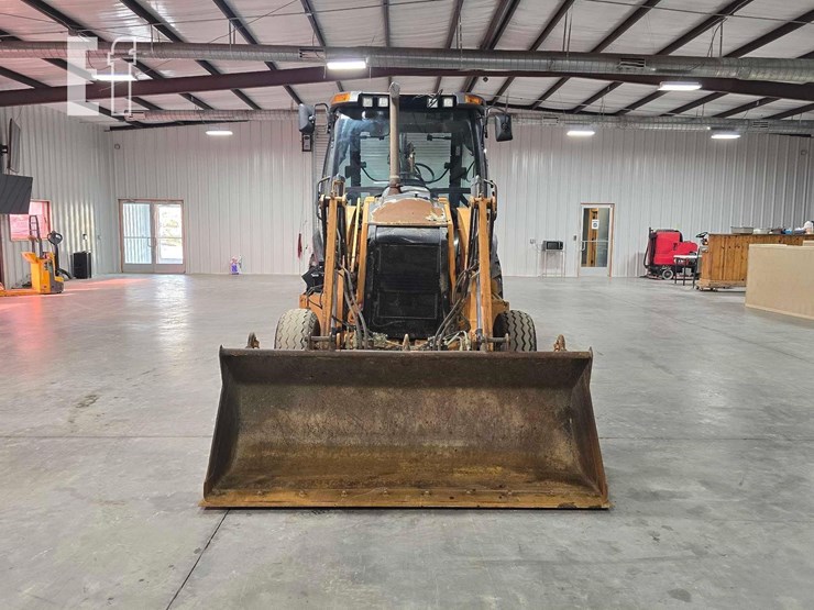 2013-case-580n-image-7