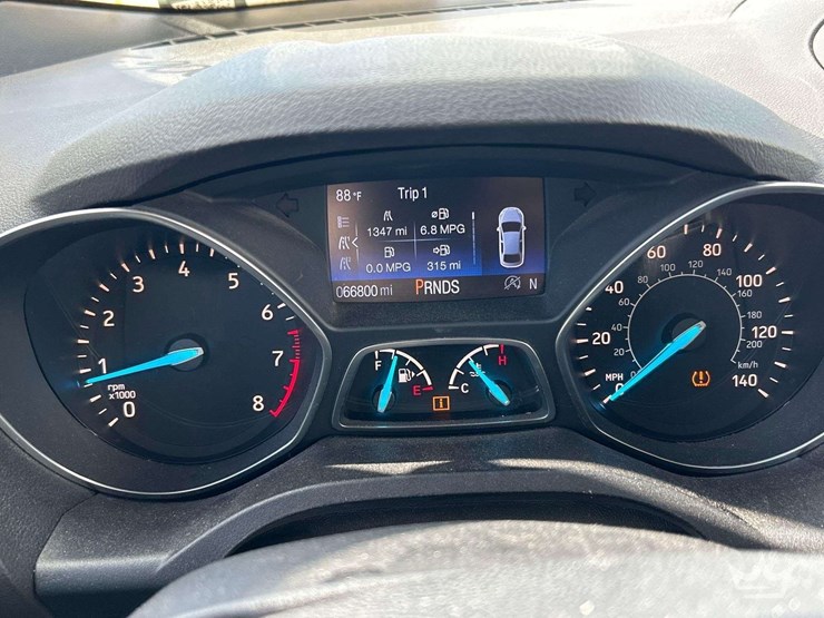 2017-ford-escape-image-15