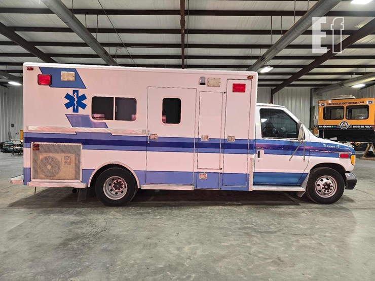 1996-ford-e350-image-6