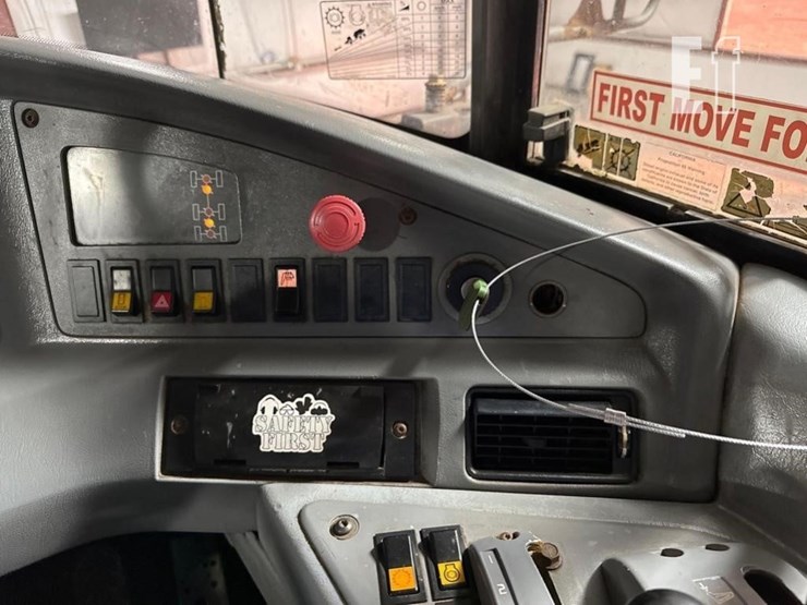 2008-volvo-a25e-image-15